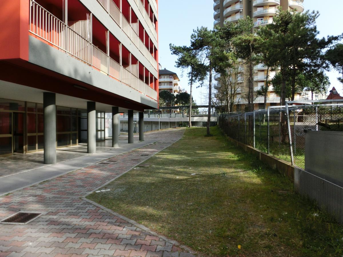 Alideco Lejlighed Lignano Sabbiadoro Eksteriør billede